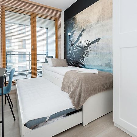 Premium In Novum City Center Near The Train Station By Sun & Snow Krakau Buitenkant foto